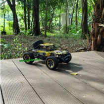 ENOZE 9203E 1/10 All-Terrain 4WD High-Speed ​​Off-Road Vehicle - V1